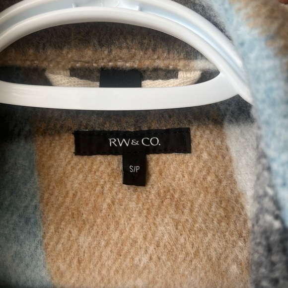 Gender-Neutral Brushed Plaid Overshirt - Picture 4 of 4